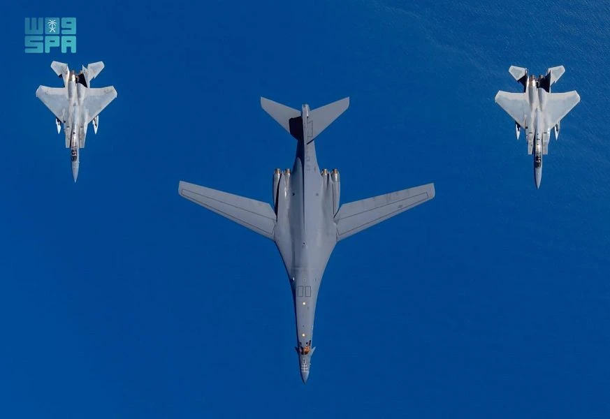 Allies in the air: Saudi jets escort US bomber