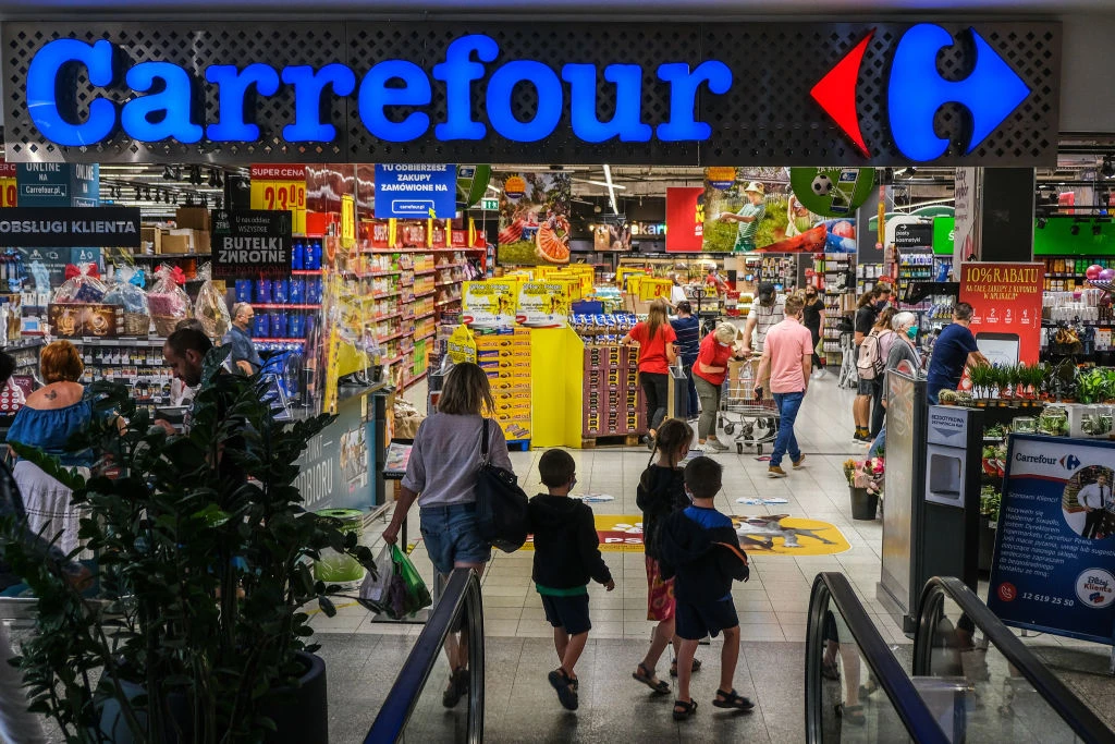 Carrefour sets 2040 carbon neutral target