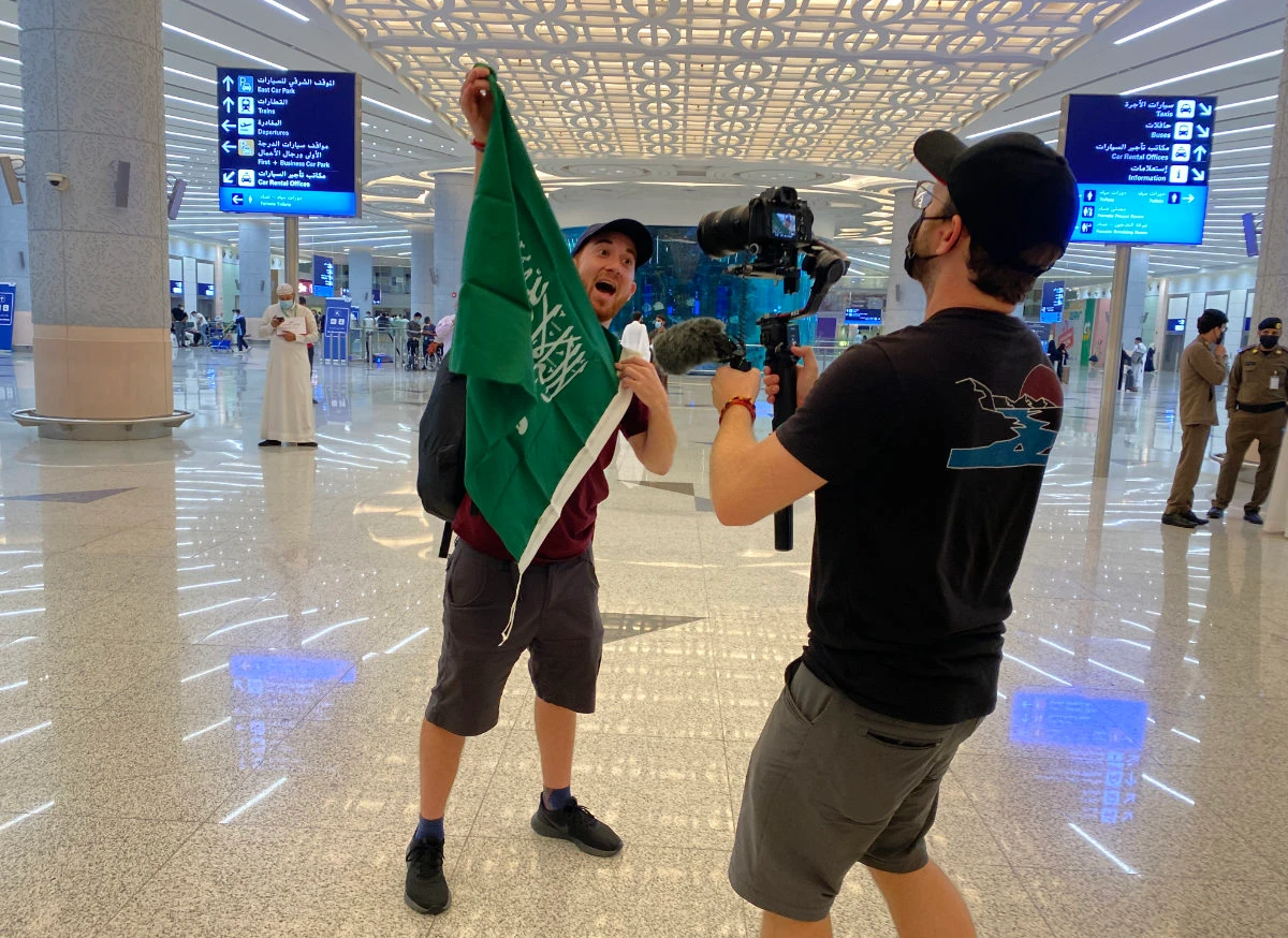 American world traveler ends his globe-trotting days in Saudi Arabia