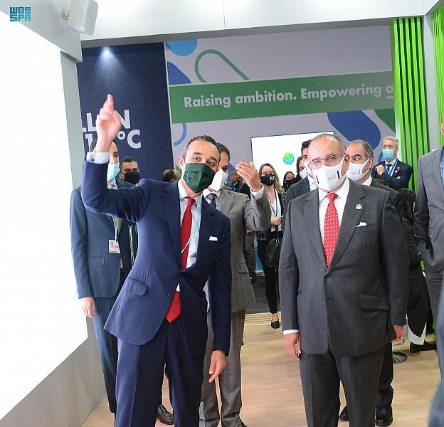Bahrain’s crown prince tours Saudi Arabia’s pavilion at COP26