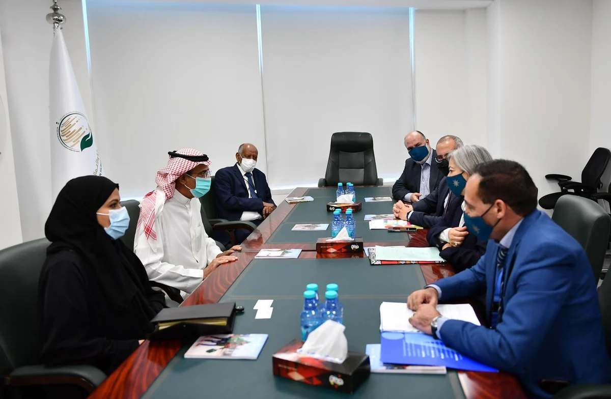 KSrelief assistant general supervisor meets IOM delegation