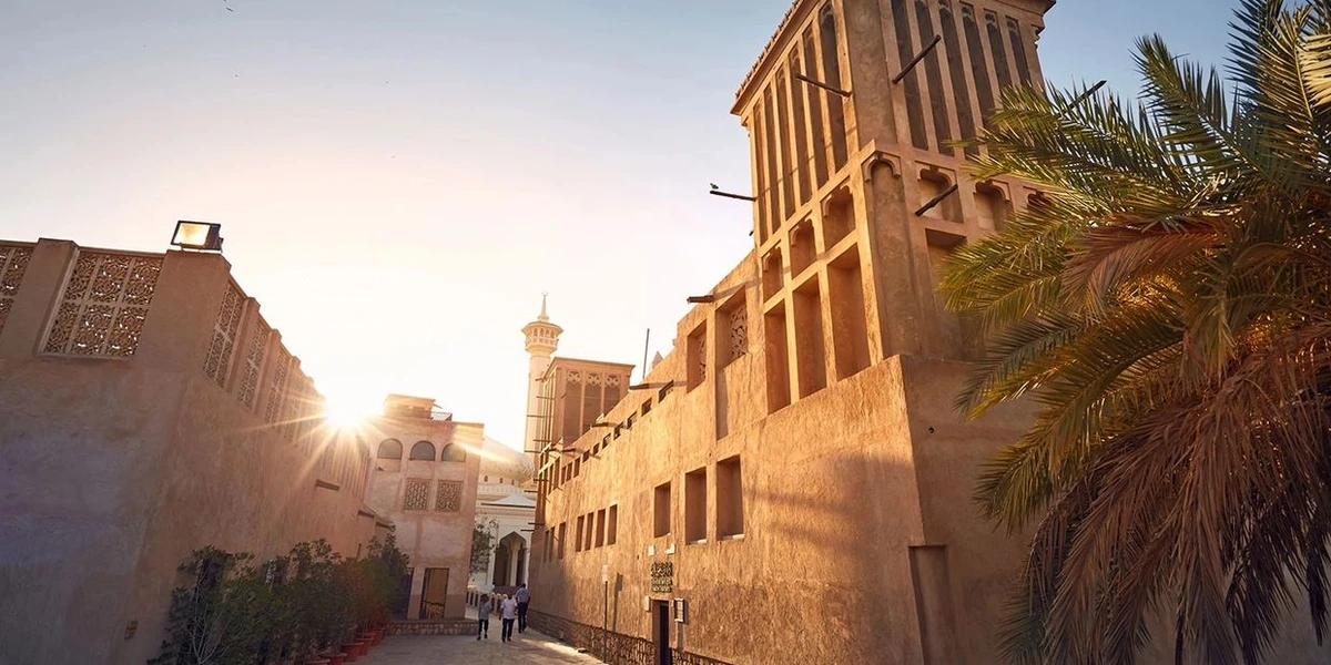 On the second day, the program will be held in Al-Fahidi Historical Neighborhood. (dubaiartexpo.com)