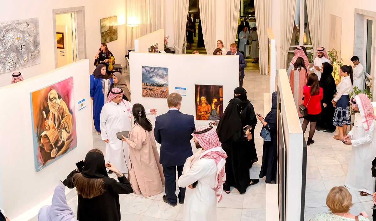 German Ambassador Dieter Lamlé hosts the exhibition of the work of a group of young Saudi artists at his residence in the Diplomatic Quarter. (Supplied)