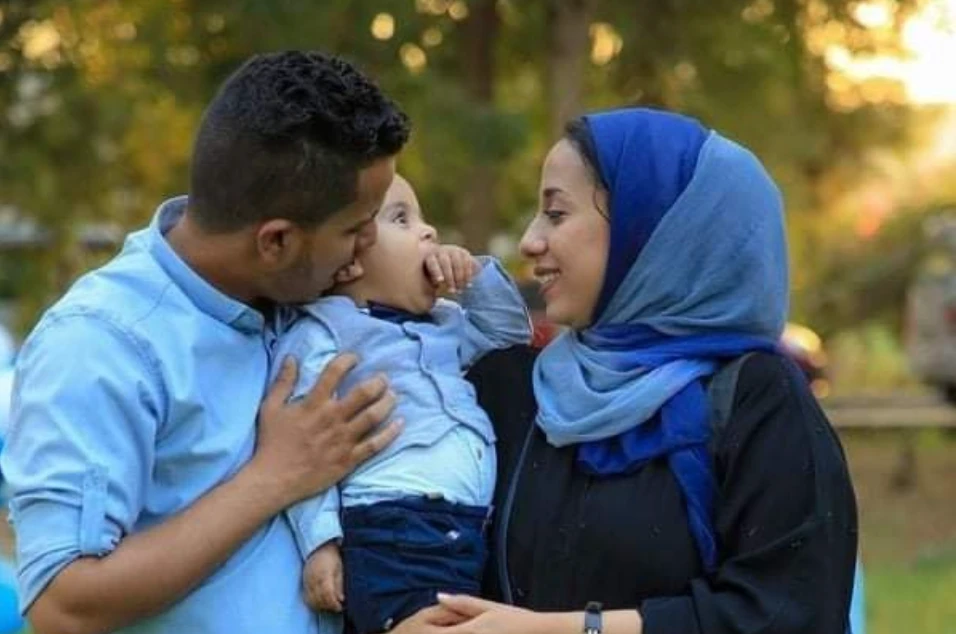 Yemeni journalist Rasha Abdullah Al-Harazi (R), who died in a car explosion while she was driving through a neighborhood in southern Aden. (Social Media)