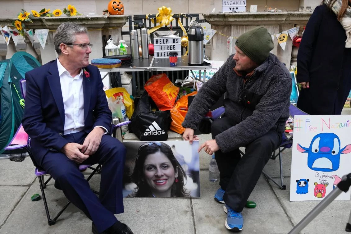 Britain presses Iranian deputy foreign minister over detained dual nationals