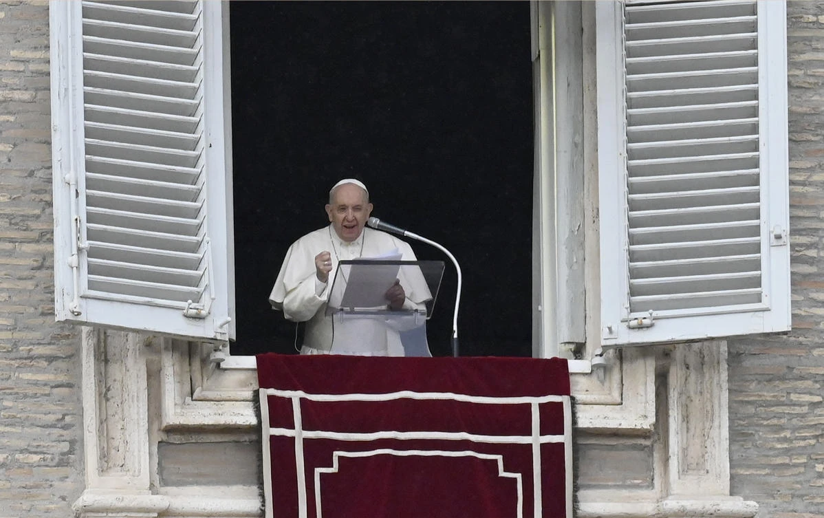 The pope praised what he called the “mission” of journalism. (File/AFP)