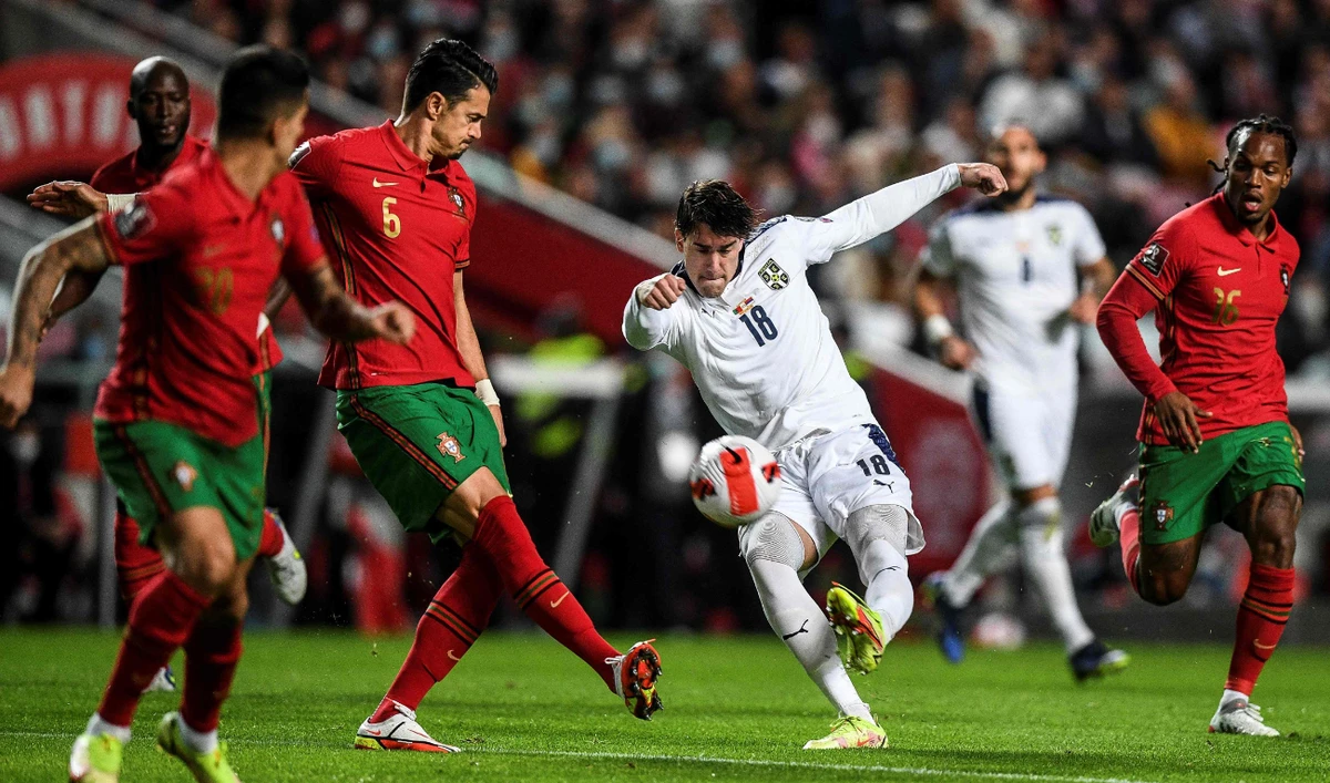 Serbia, Spain qualify for 2022 World Cup, Portugal stunned