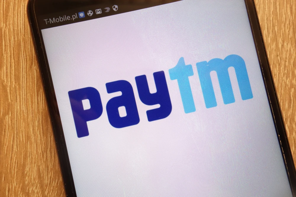 India's biggest-ever IPO Paytm slumps on market debut