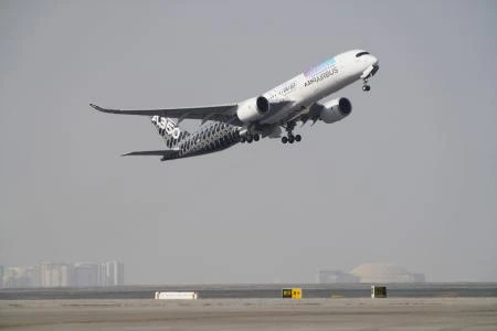 UAE says it signs agreements worth around $6.1bn during Dubai Airshow so far