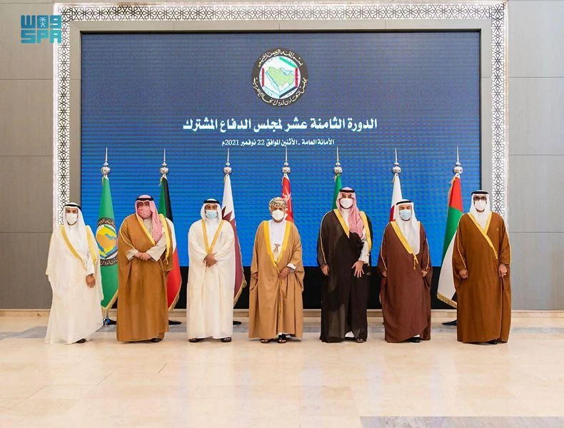 Saudi deputy defense minister discusses defense cooperation with GCC