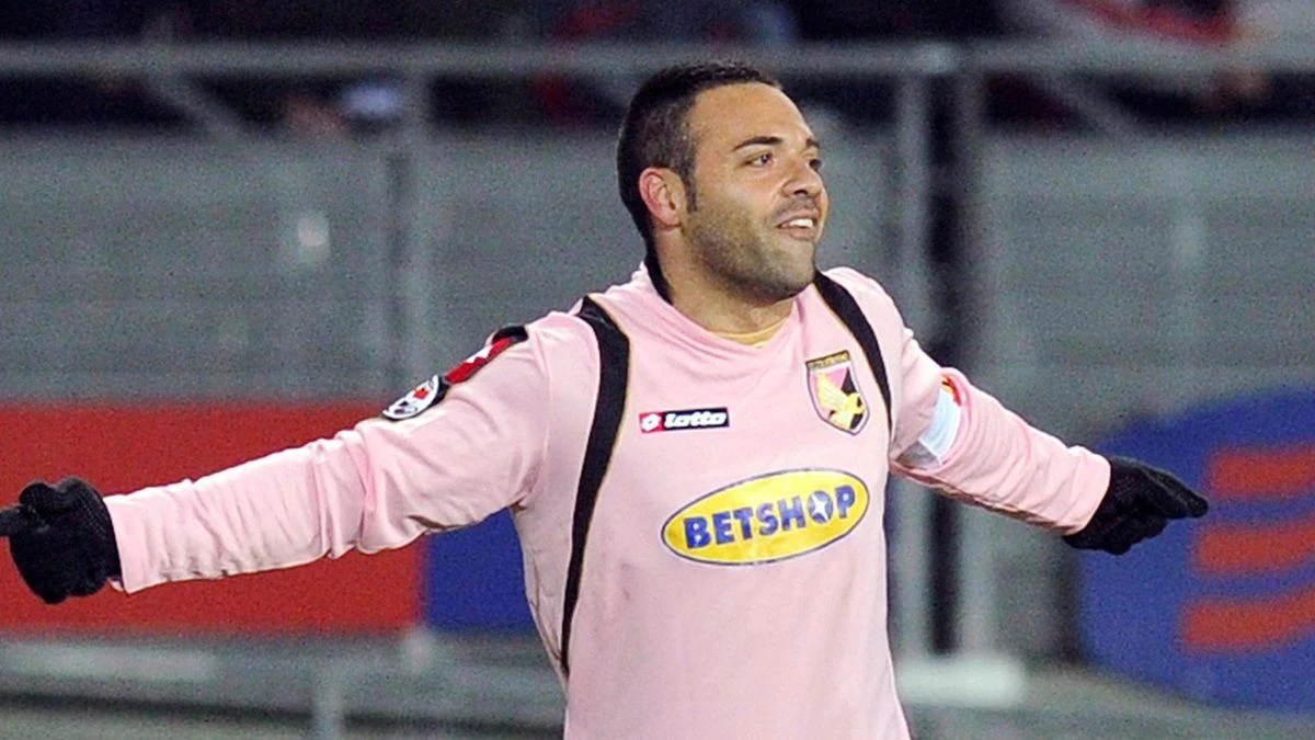 Former Italy forward Miccoli jailed for ‘Mafia’ extortion