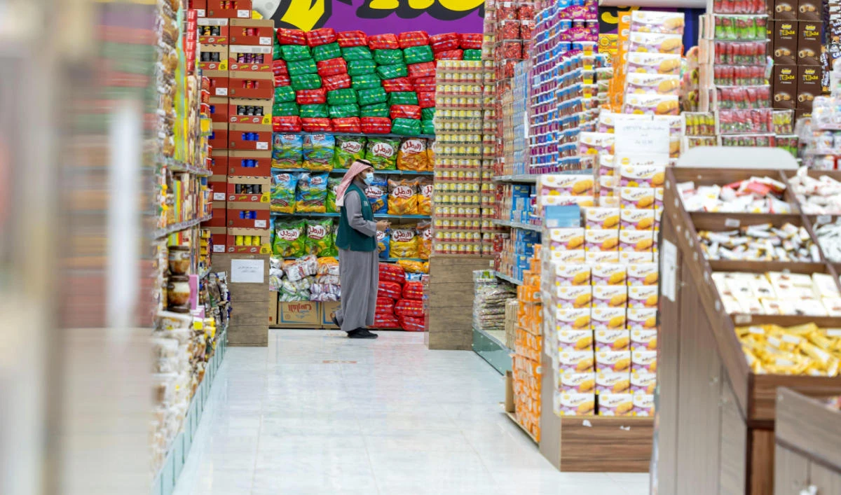 Saudi municipality continues health inspection tours