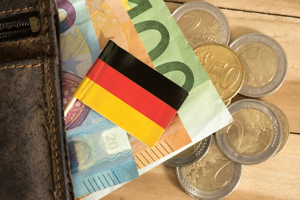 Germany’s output rises in 3Q, consumer confidence turns pessimistic: Economic wrap