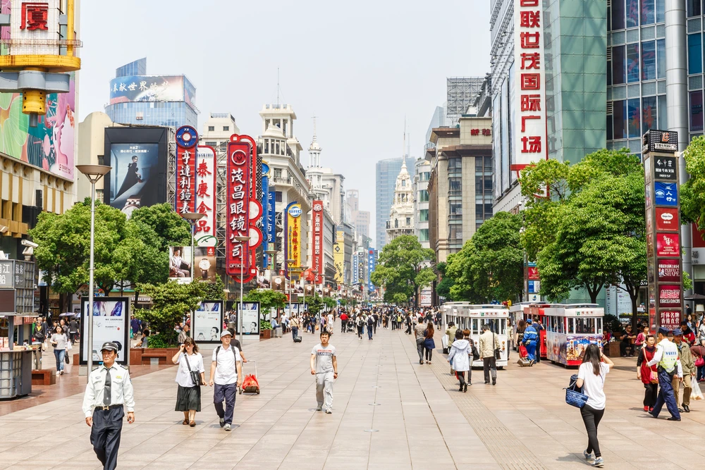 The main shopping street in Shanghai. Shutterstock.