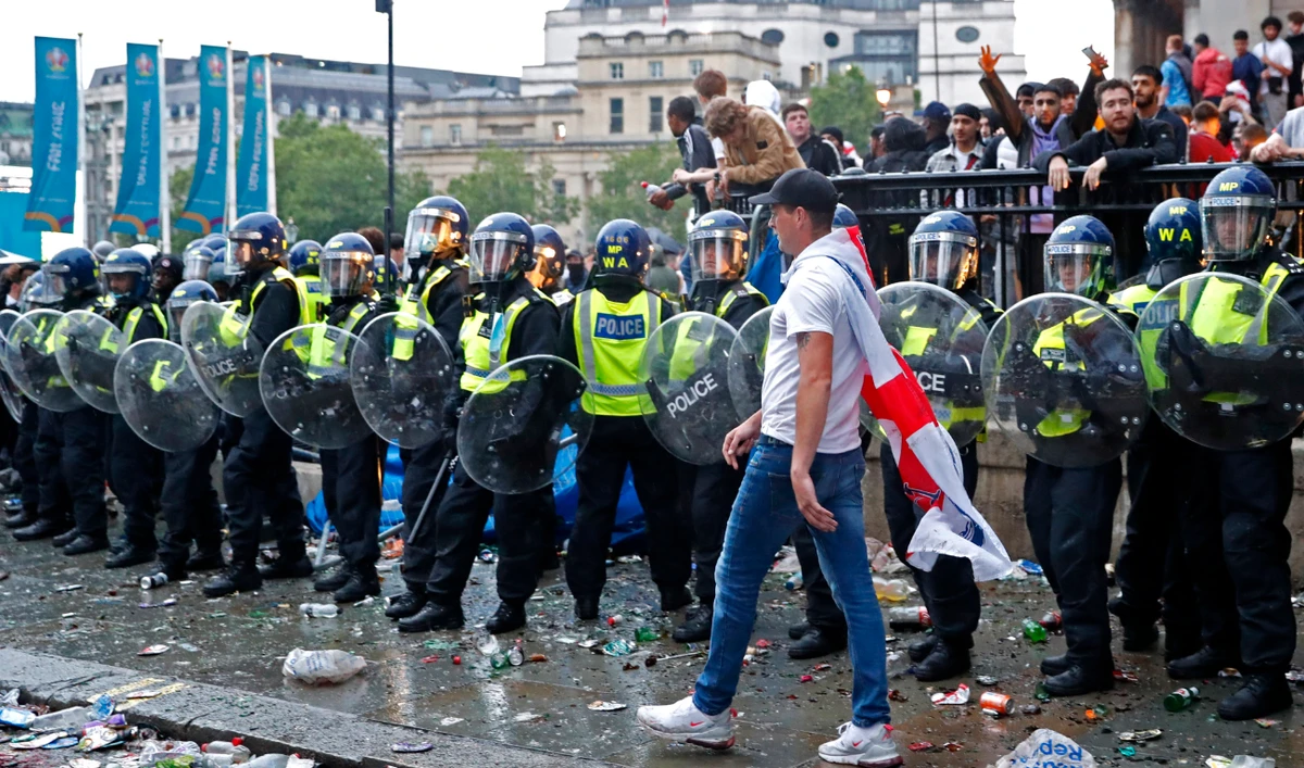 Euro final review finds England fans endangered lives