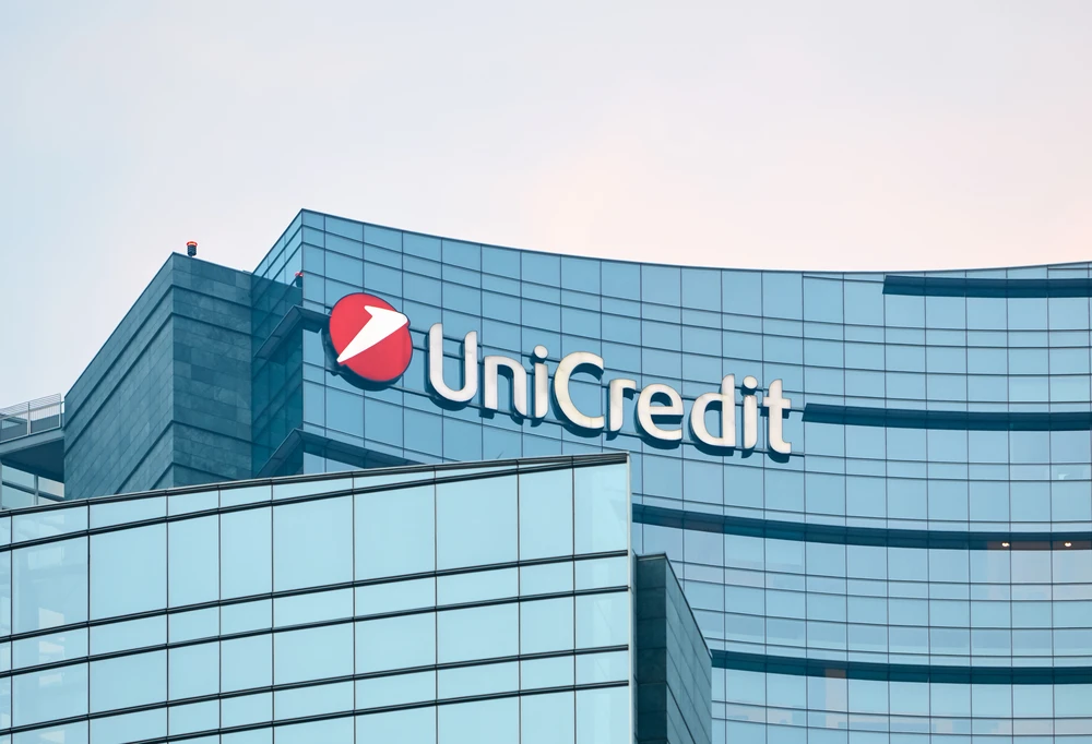 Italian bank UniCredit plans to give investors $18bn by 2024