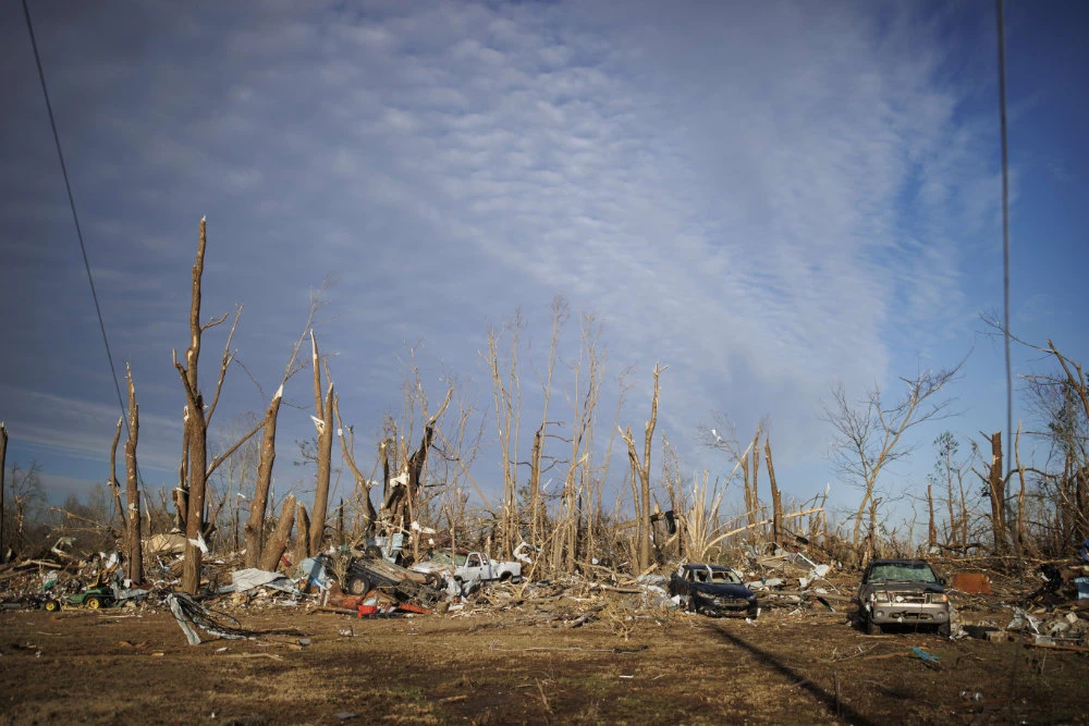 Powerful tornadoes kill more than 80 in five US states