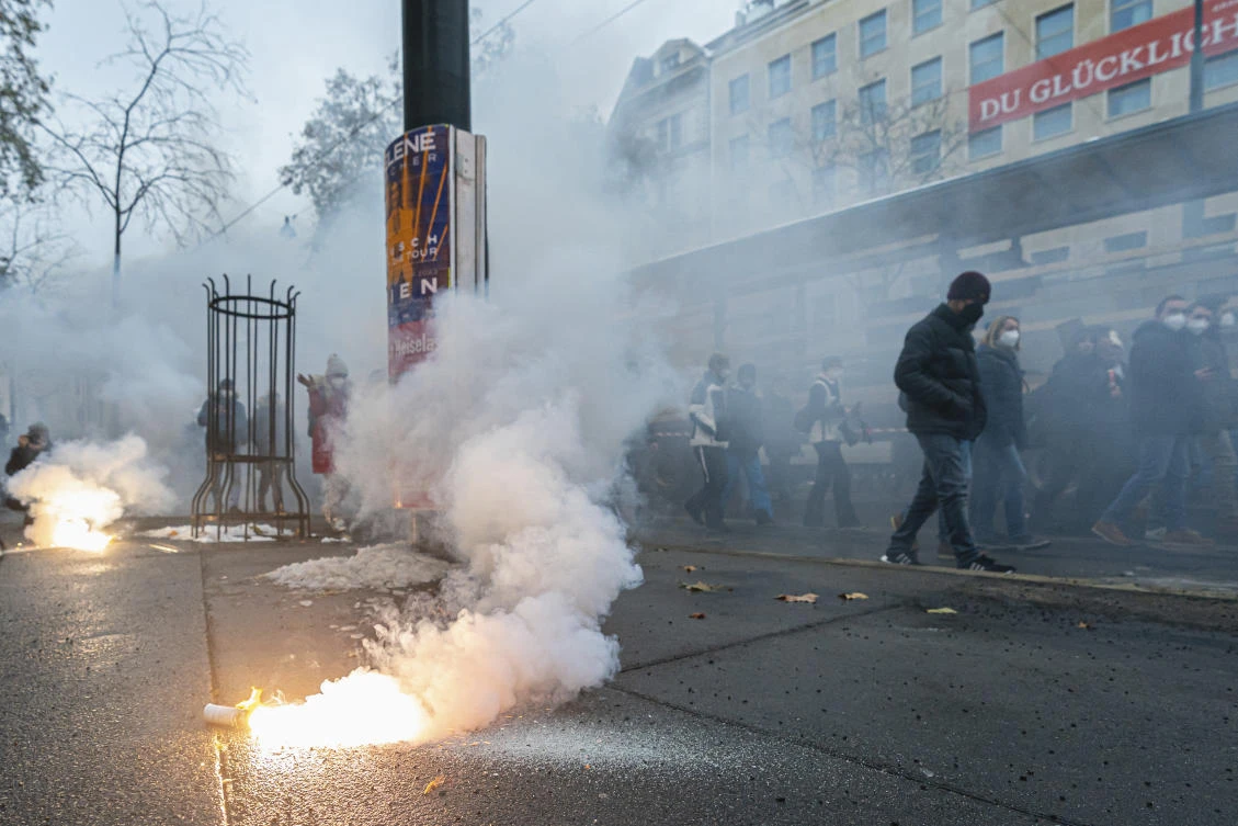 Austria ends lockdown restrictions for vaccinated people
