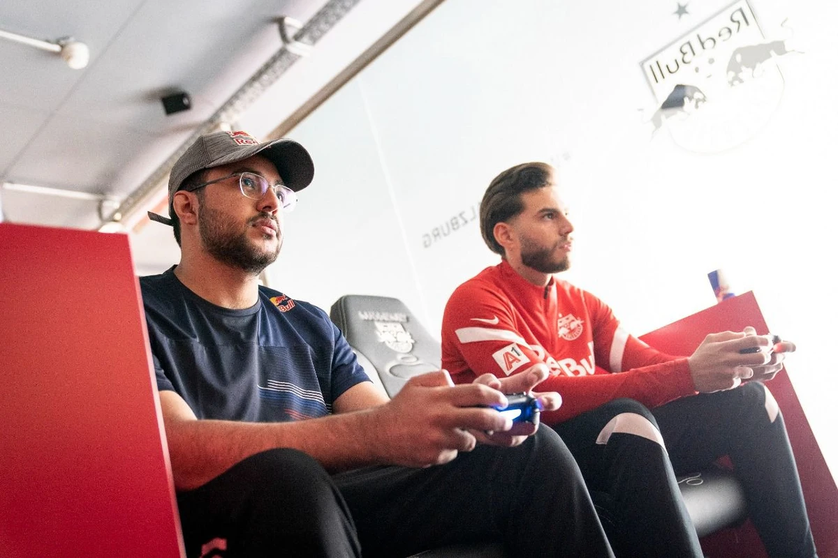 Musaed Al-Dossary (left) during his visit to the Red Bull Athlete Performance Center in Austria. (Redbull)