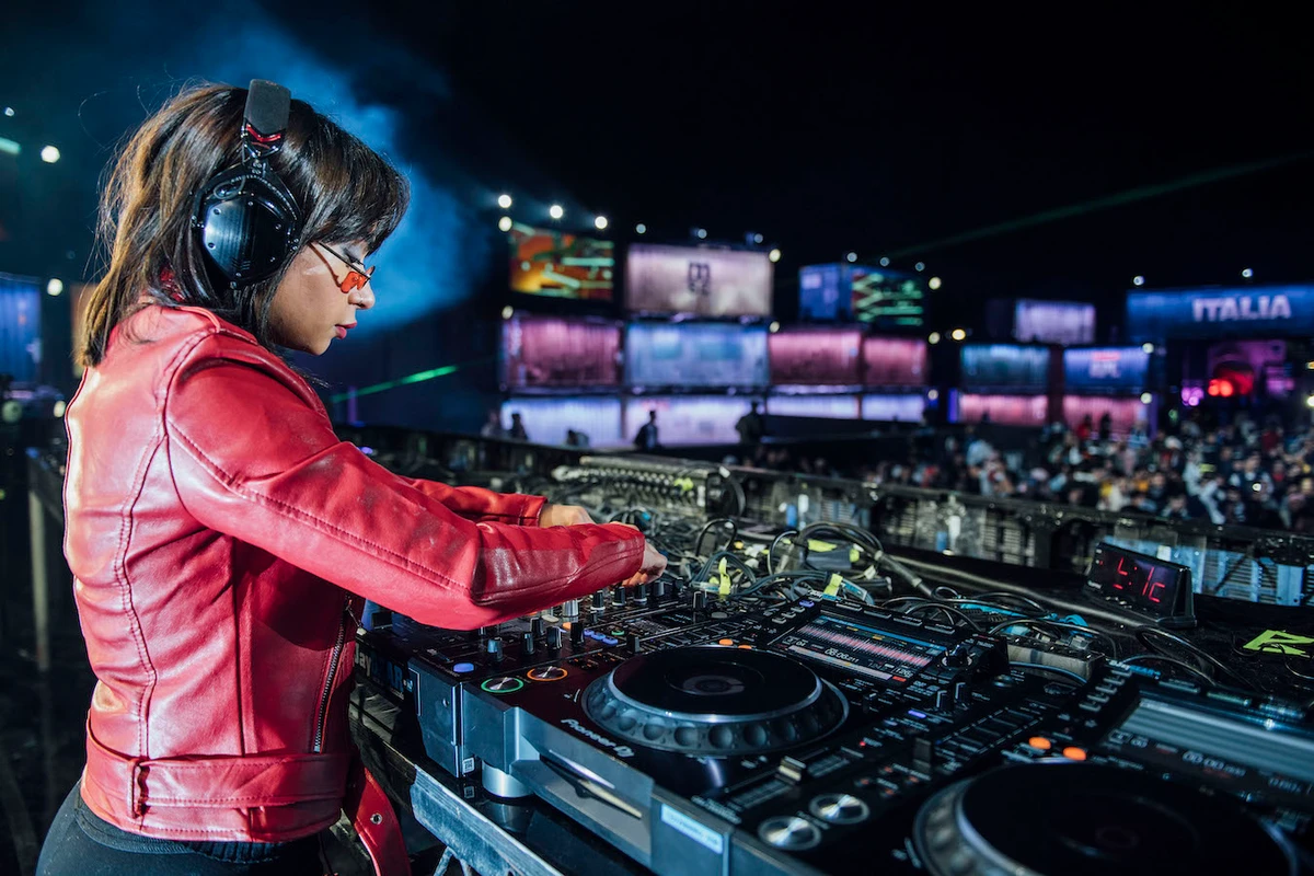 Cosmicat performed at the first edition of MDLBEAST in 2019. (Supplied)