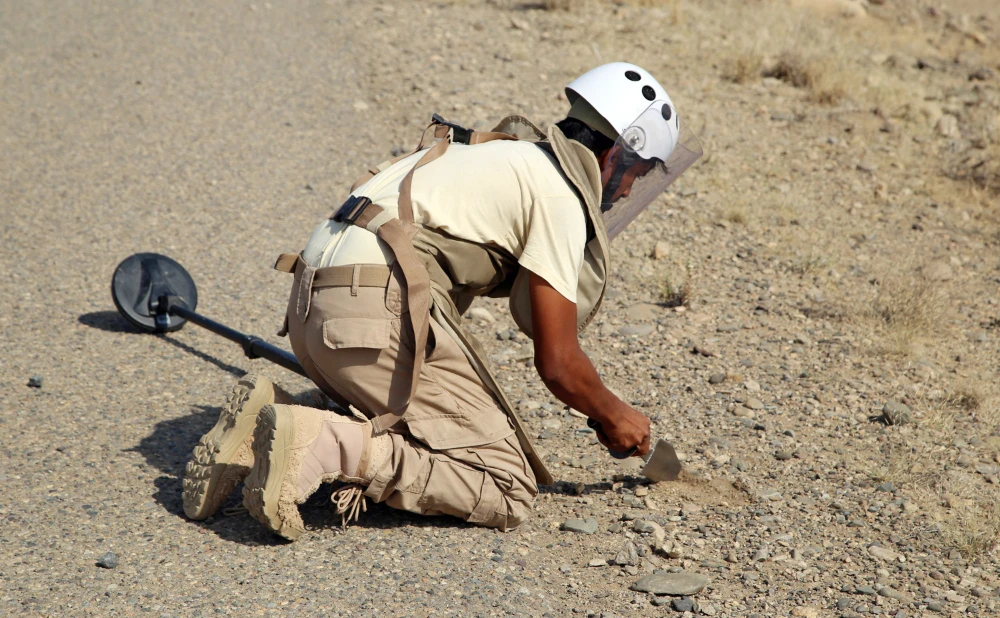 Saudi project clears 2,620 Houthi mines