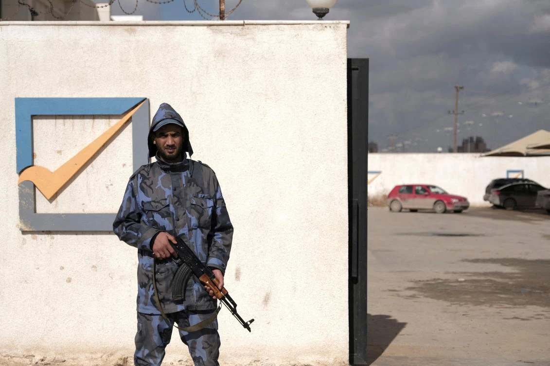 Armed groups deploy in Tripoli amid Libyan election postponement decision