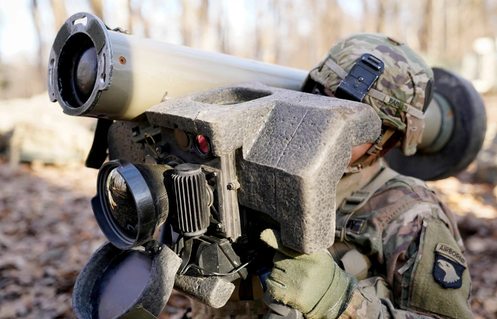 U.S. Army soldiers assigned to 101st Airborne Division train on The Javelin Close Combat Missile System during Expert Infantryman Badge training at Fort Campbell, Kentucky. U.S. (REUTERS file photo)