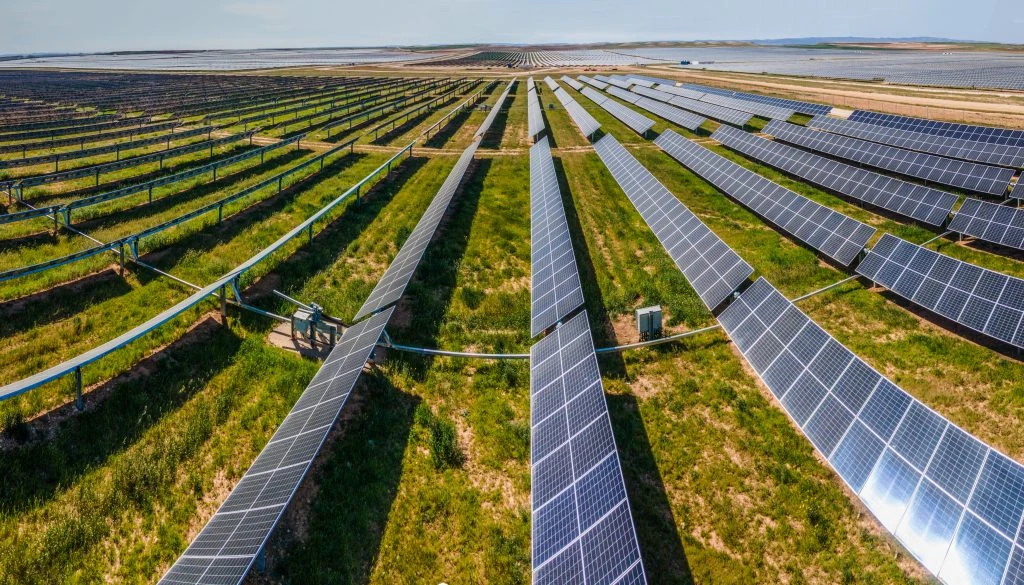 Europe’s Lightsource BP, Portuguese Dourogas to deliver 8 hydrogen projects
