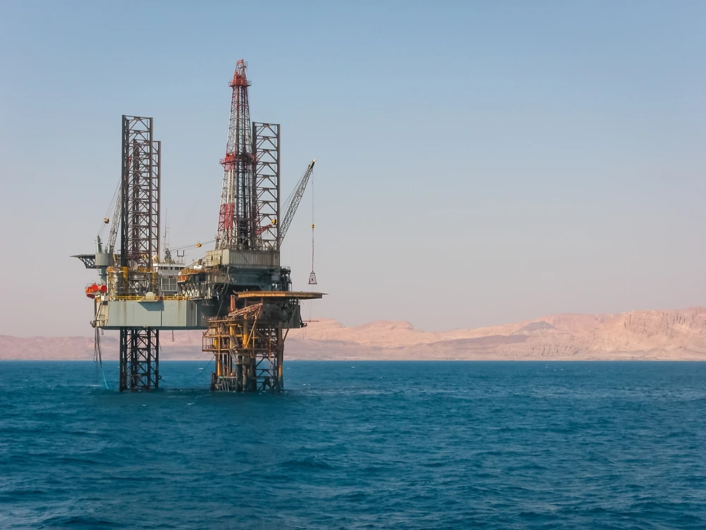 Egypt signs $1bn oil exploration deal with Italy’s Eni
