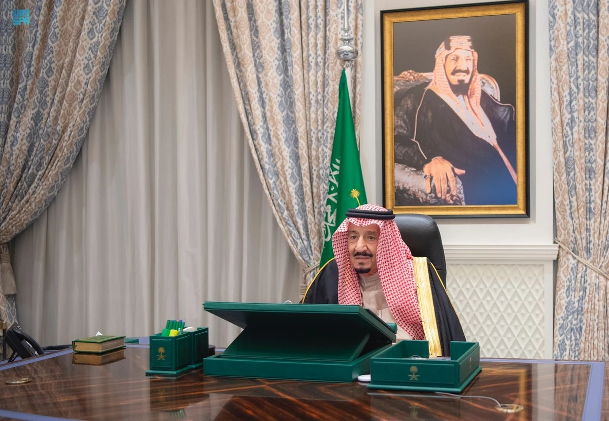 Saudi cabinet approves evidence law to develop the legislative system