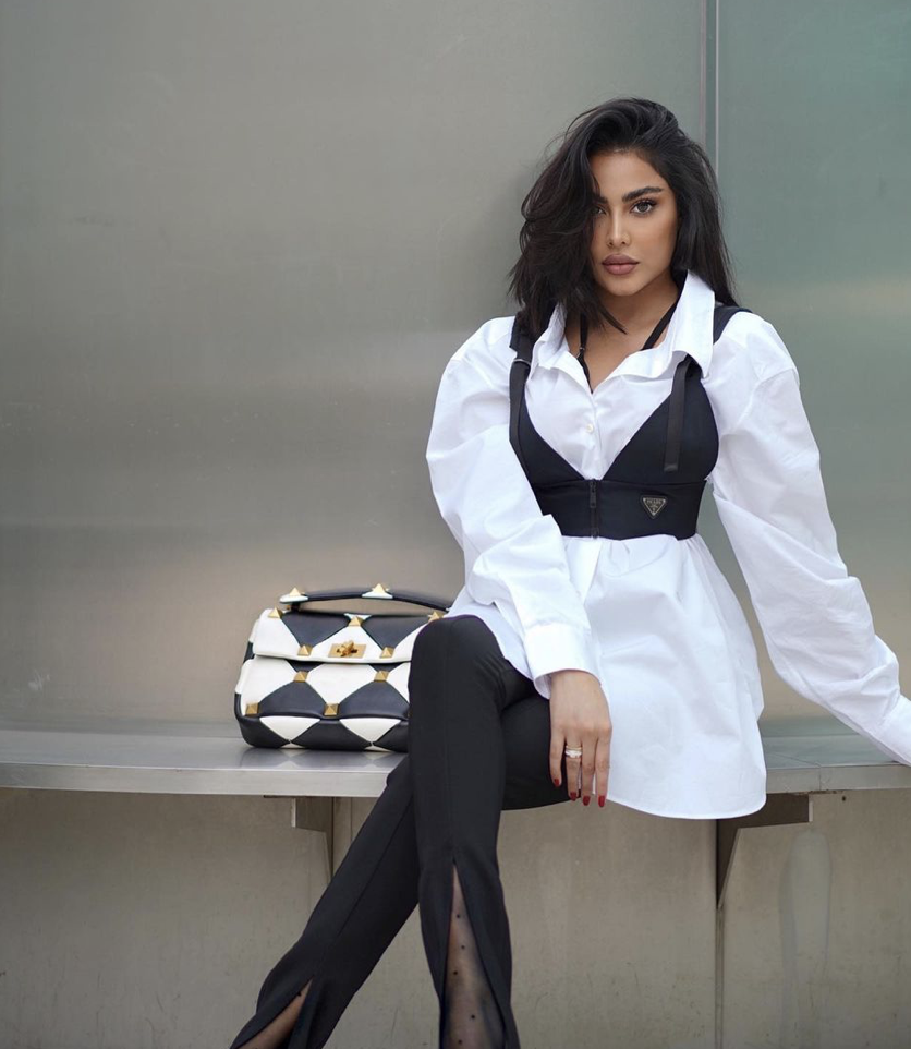 Fatima Almomen