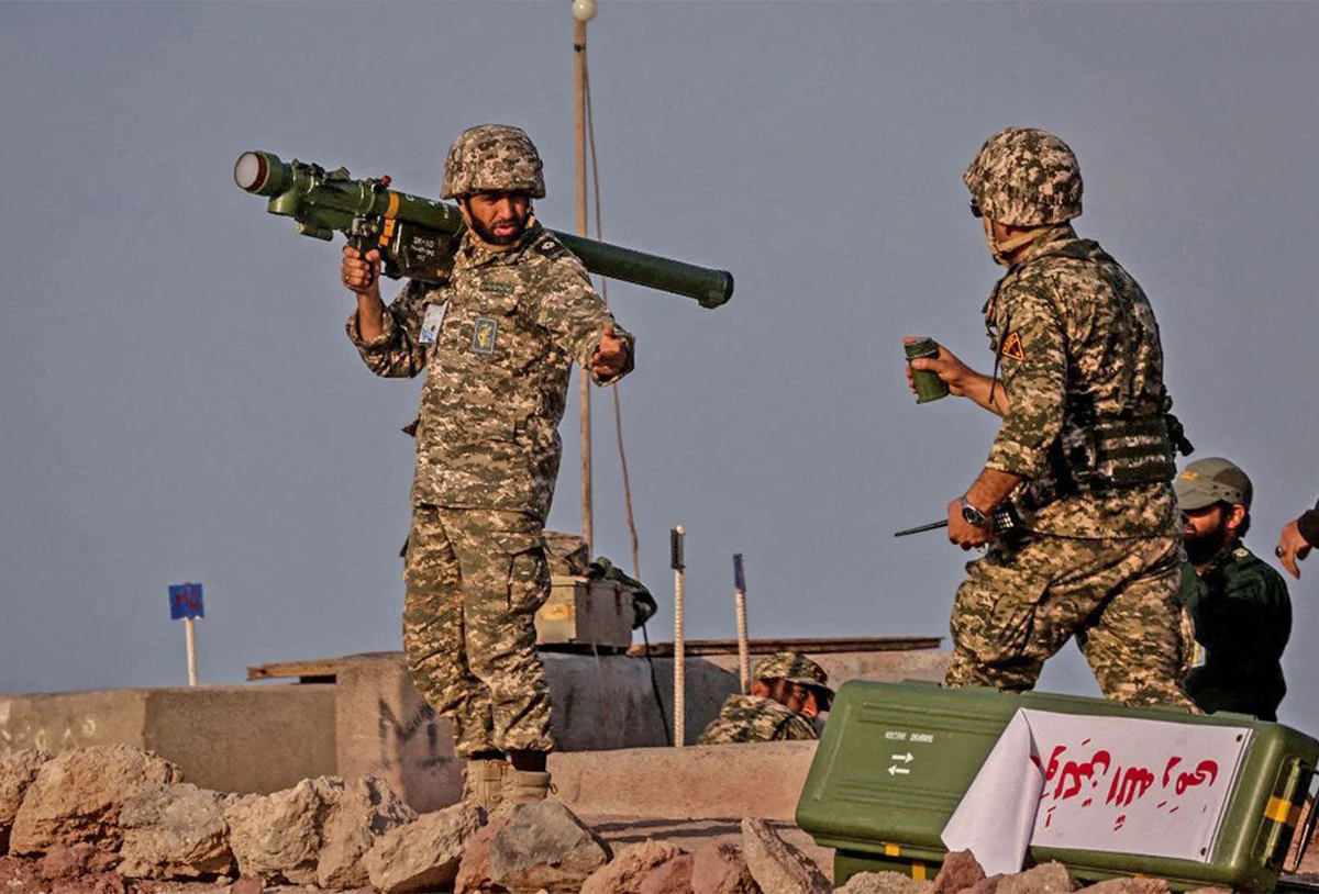 Clashes in southeast Iran kill three troops, five bandits