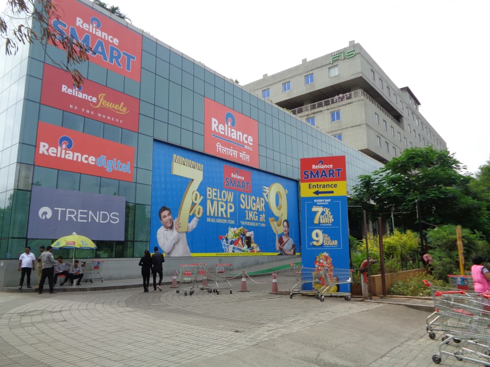 Reliance Industries raises $4bn in India’s biggest forex bond deal