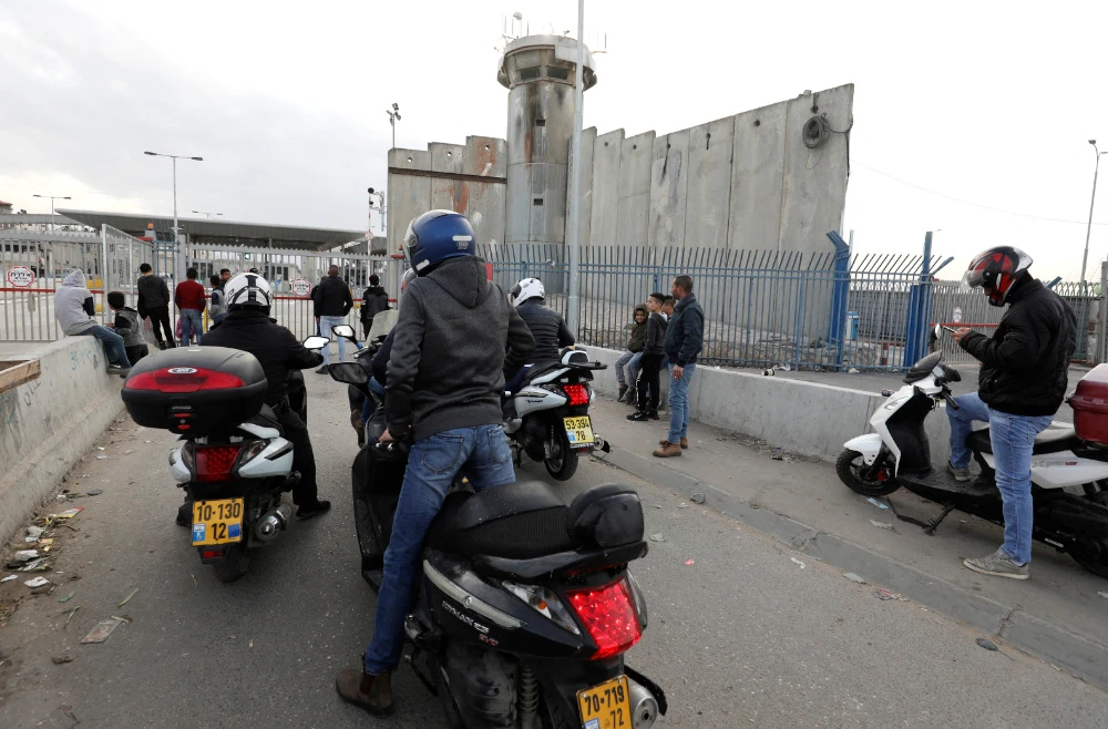 Eight  killed in ‘shocking’ West Bank road crash