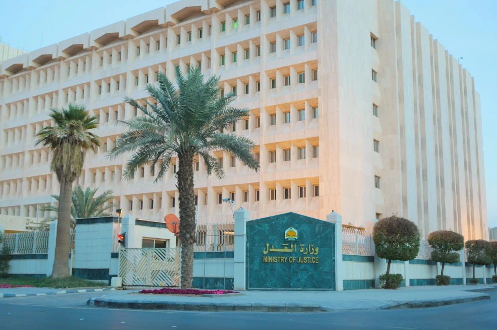 Saudi courts received more than 800,000 requests that were handled 100 percent electronically. (SPA)