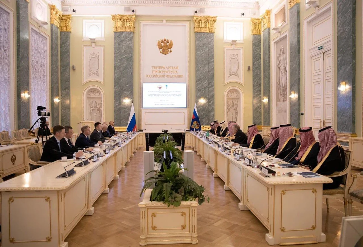 Saudi Arabia’s attorney general discusses legal cooperation with Russian counterpart