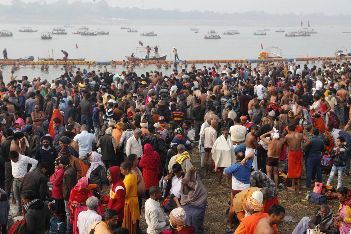 Hindu devotees crowd the Sangam, the confluence of three rivers – the Ganges, the Yamuna and the mythical Saraswati – to take a ritualistic bath during Makarsankranti festival on Jan. 14, 2022. (AP)