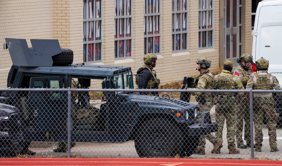 Family of jailed Pakistani neuroscientist denies links to US hostage standoff