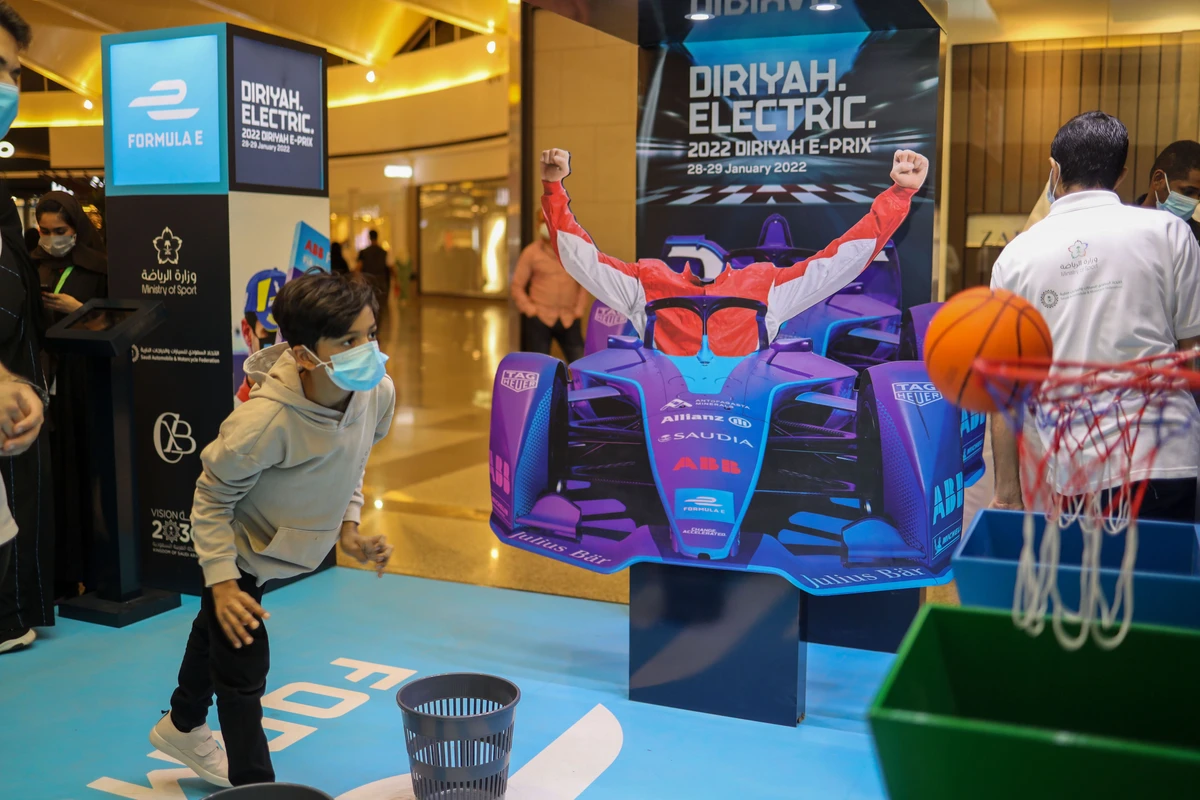 2022 Diriyah E-Prix gives fans a shot at free tickets as all-electric racing series returns to Saudi Arabia