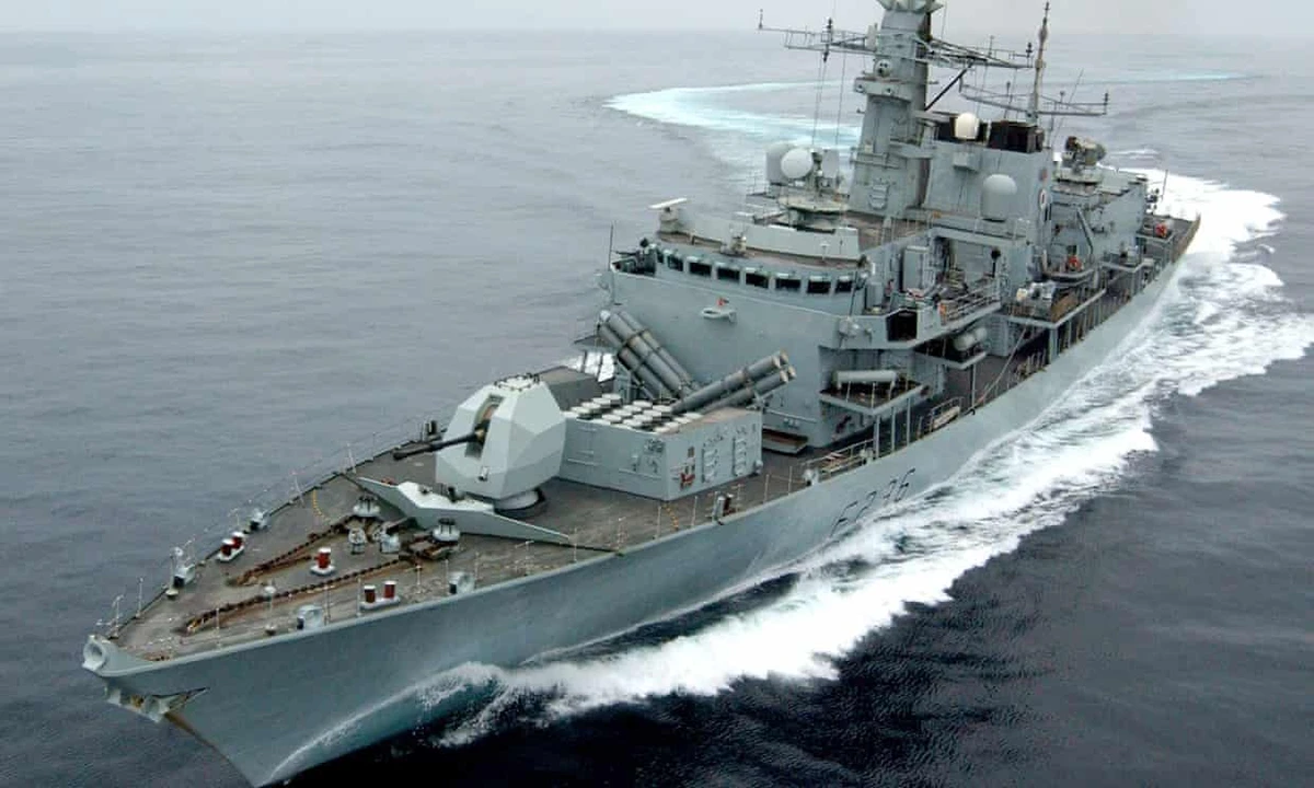 Royal Navy rejects UK government plan to push back migrant boats