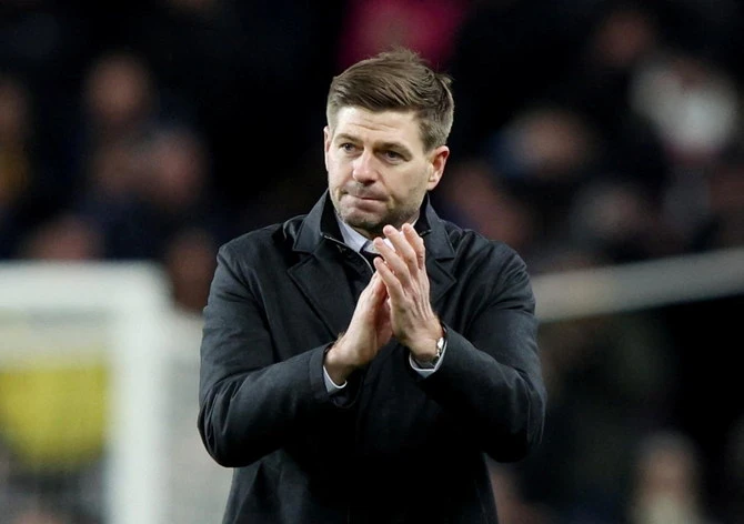 Gerrard ‘shocked’ Benitez took Everton job