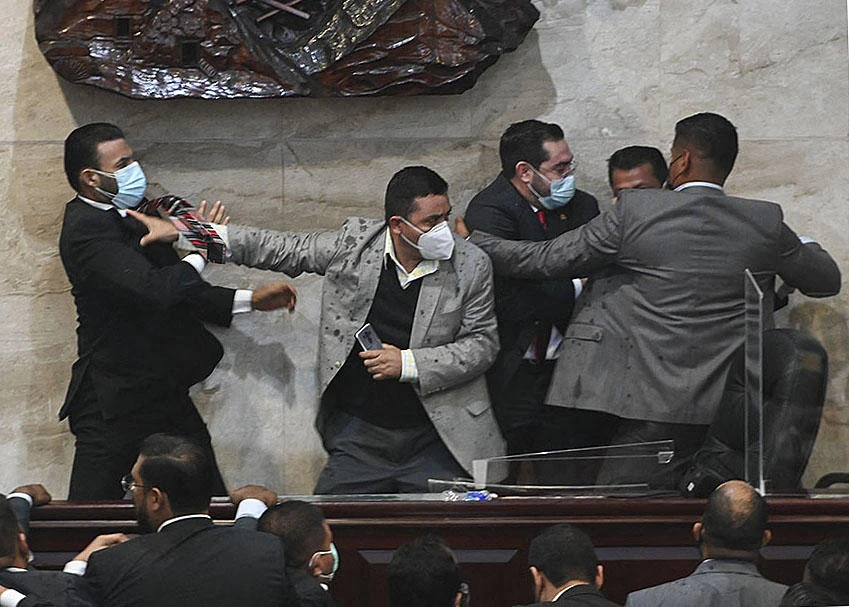 Fists fly in Honduran Congress ahead of new president’s inauguration