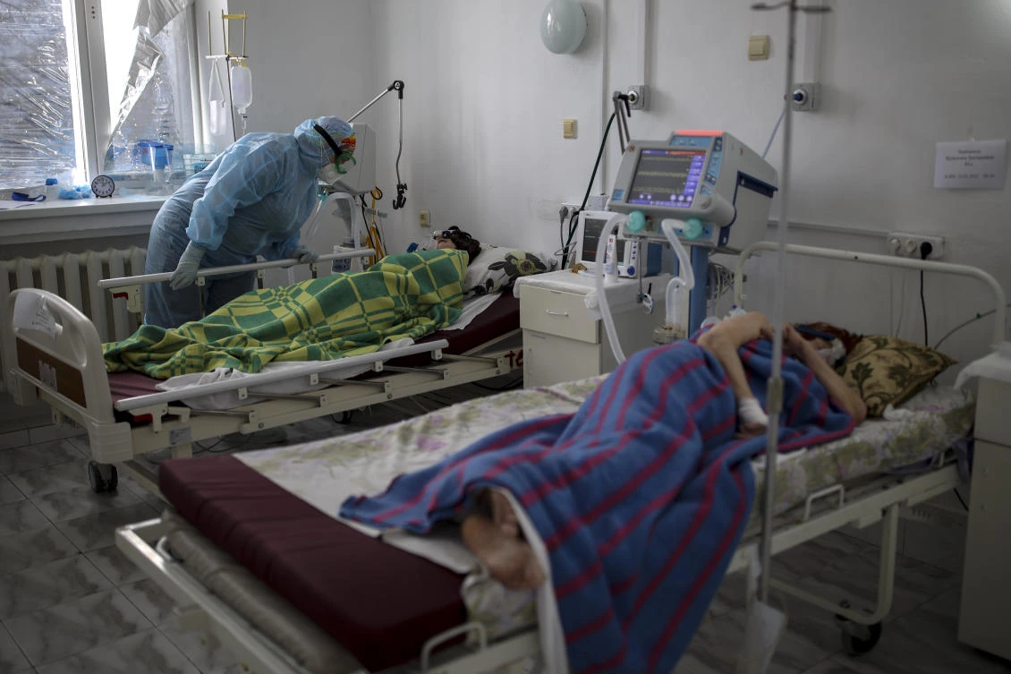 Russia offering jabs to children aged 12-17 as cases soar