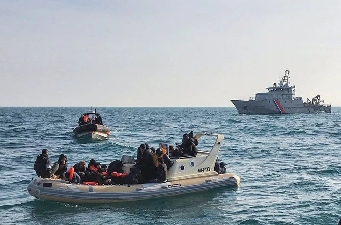 Royal Navy cannot solve English Channel migrant crisis, veteran tells MPs