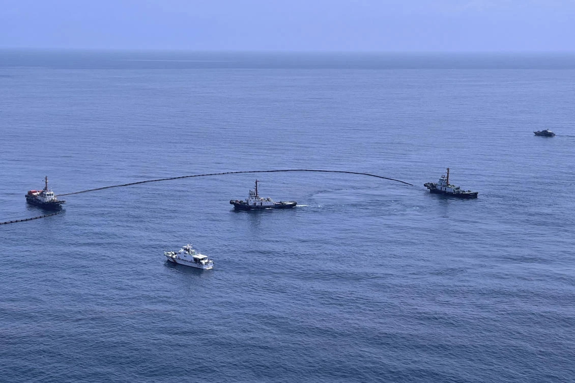 Thai beach declared disaster area after oil spill