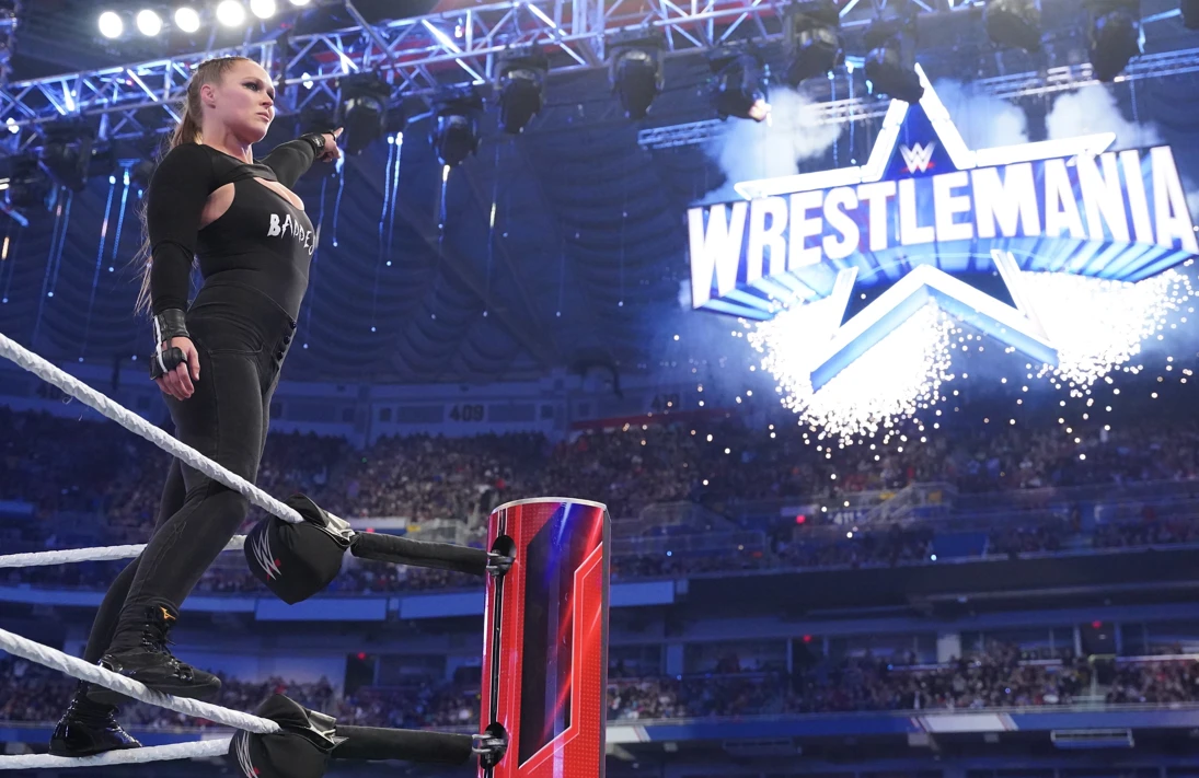 Ronda Rousey won the women's match at Royal Rumble 2022. (WWE)