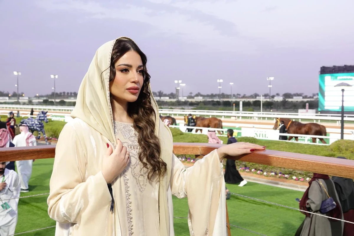 It was not just on track where the stakes were high at the Saudi Cup, once again the fashion stakes were raised off track as spectators pulled out all the stops and dressed to impress. (AN Photo/Huda Bashatah)