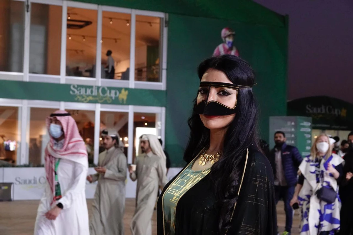 It was not just on track where the stakes were high at the Saudi Cup, once again the fashion stakes were raised off track as spectators pulled out all the stops and dressed to impress. (AN Photo/Huda Bashatah)