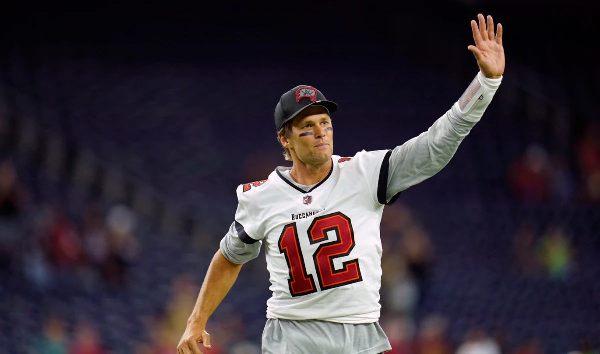 Tom Brady retires after 22 seasons, 7 Super Bowl titles