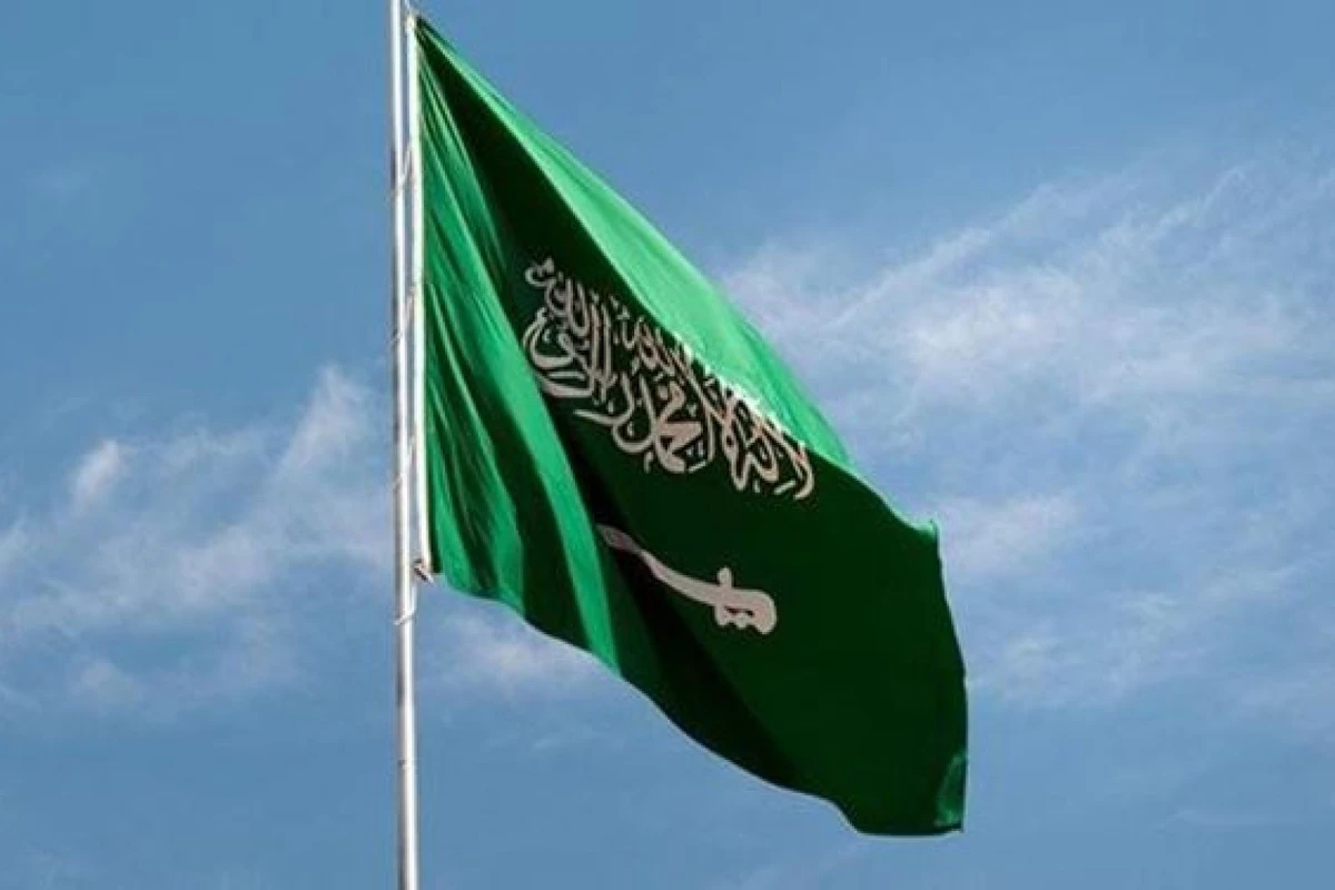 Saudi Shoura Council approves draft law to ‘protect flag, emblem and national anthem’